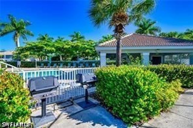 16007 Caldera LN 66, Naples, FL 34110