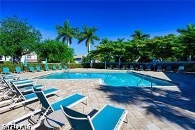16007 Caldera LN 66, Naples, FL 34110