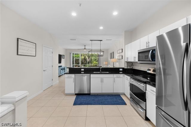 16007 Caldera LN 66, Naples, FL 34110