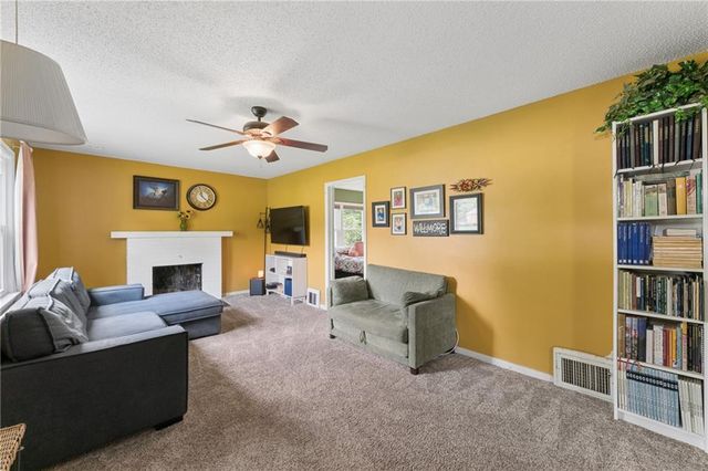 8001 Blue Ridge Boulevard, Raytown, MO 64138