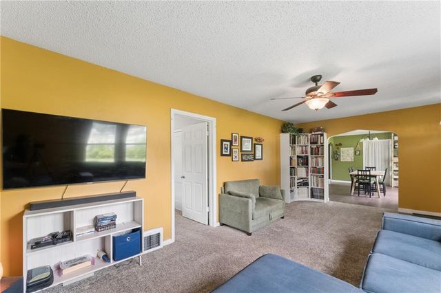 8001 Blue Ridge Boulevard, Raytown, MO 64138