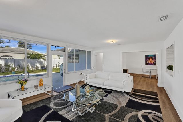 4751 NE 29th Avenue, Fort Lauderdale, FL 33308