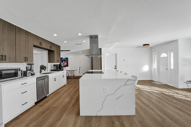 4751 NE 29th Avenue, Fort Lauderdale, FL 33308