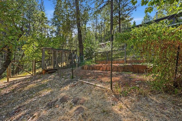 12835 Rodriguez Ct, Grass Valley, CA 95945