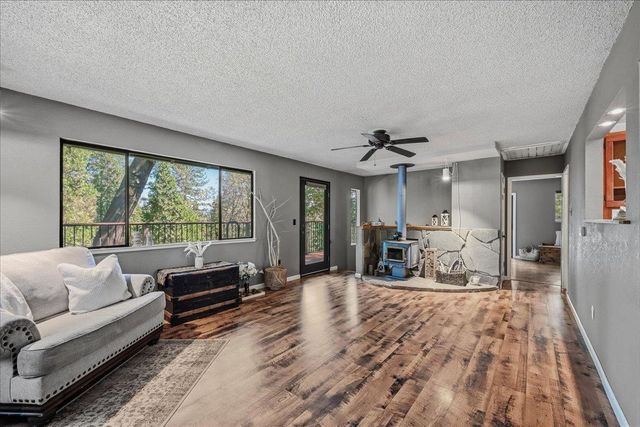 12835 Rodriguez Ct, Grass Valley, CA 95945