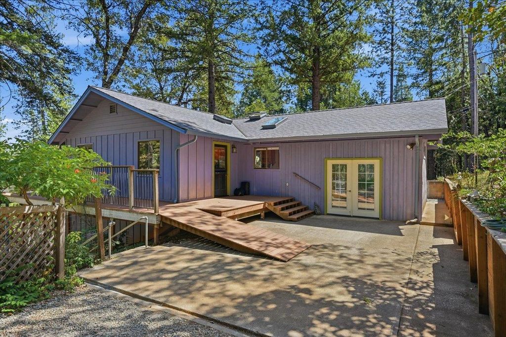 12835 Rodriguez Ct, Grass Valley, CA 95945