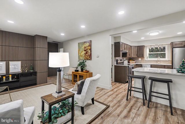 3209 PRINCE ST, Harrisburg, PA 17111