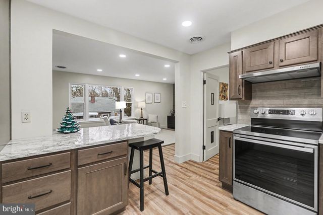 3209 PRINCE ST, Harrisburg, PA 17111