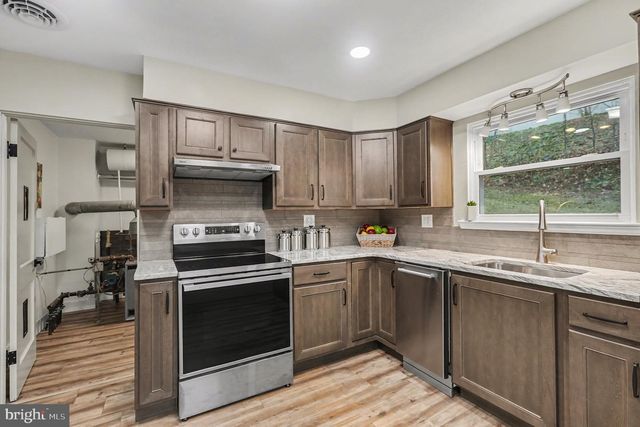 3209 PRINCE ST, Harrisburg, PA 17111