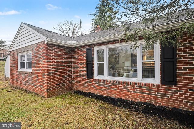 3209 PRINCE ST, Harrisburg, PA 17111