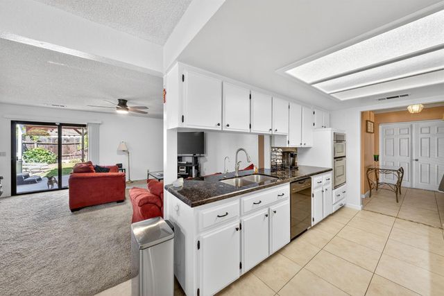 8219 N San Pablo Avenue, Fresno, CA 93711