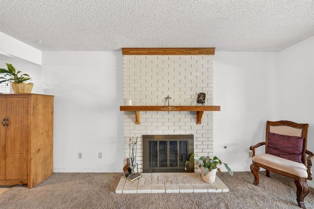 8219 N San Pablo Avenue, Fresno, CA 93711