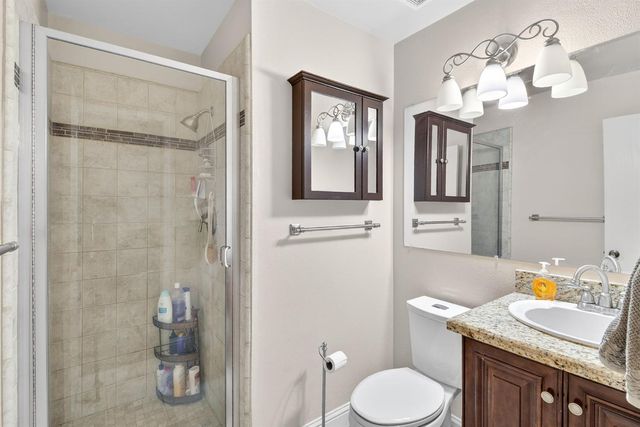 8219 N San Pablo Avenue, Fresno, CA 93711