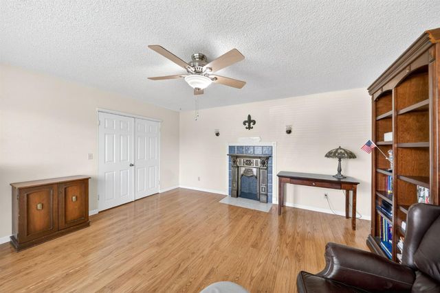 8219 N San Pablo Avenue, Fresno, CA 93711