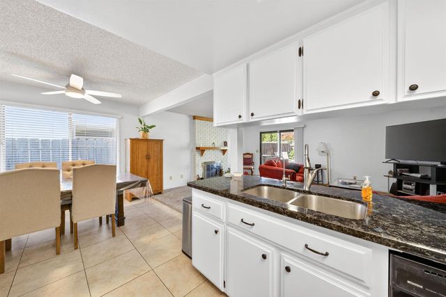 8219 N San Pablo Avenue, Fresno, CA 93711