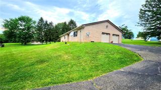 125 Meadowood Drive, New Cumberland, WV 26047