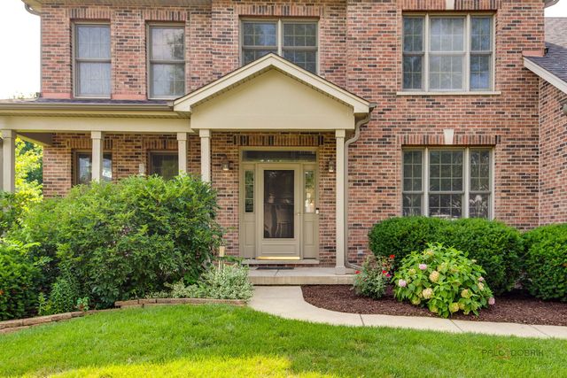 2482 Wyeth Drive, West Chicago, IL 60185