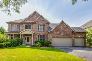 2482 Wyeth Drive, West Chicago, IL 60185
