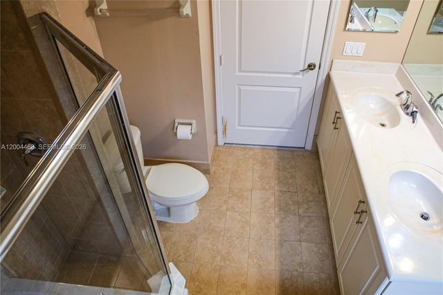 3488 NE 1st St 3488, Homestead, FL 33033