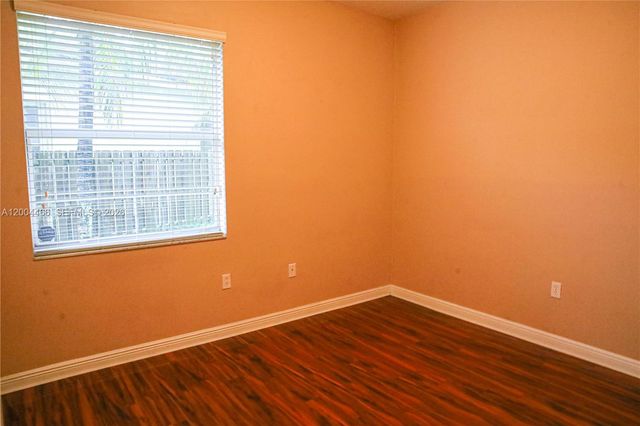 3488 NE 1st St 3488, Homestead, FL 33033