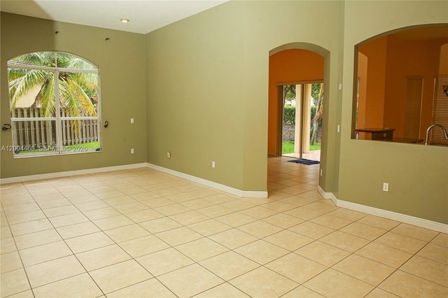 3488 NE 1st St 3488, Homestead, FL 33033