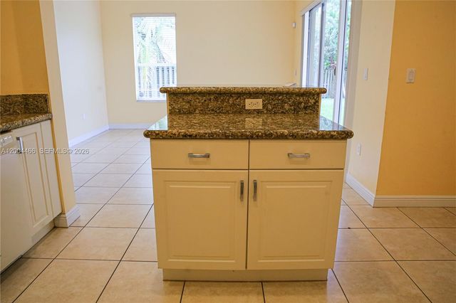 3488 NE 1st St 3488, Homestead, FL 33033