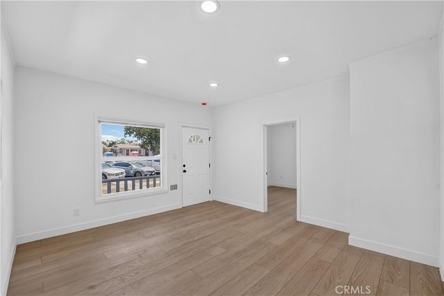1567 Elm, Long Beach, CA 90813