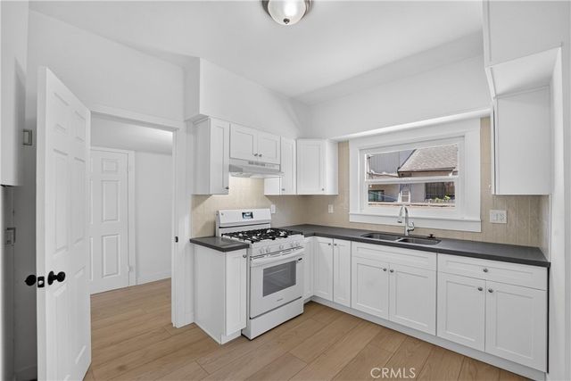1567 Elm, Long Beach, CA 90813