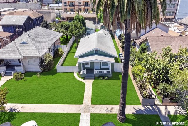 1567 Elm, Long Beach, CA 90813