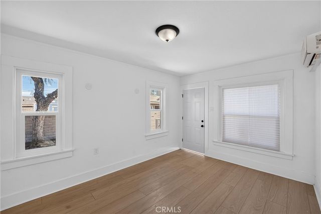 1567 Elm, Long Beach, CA 90813