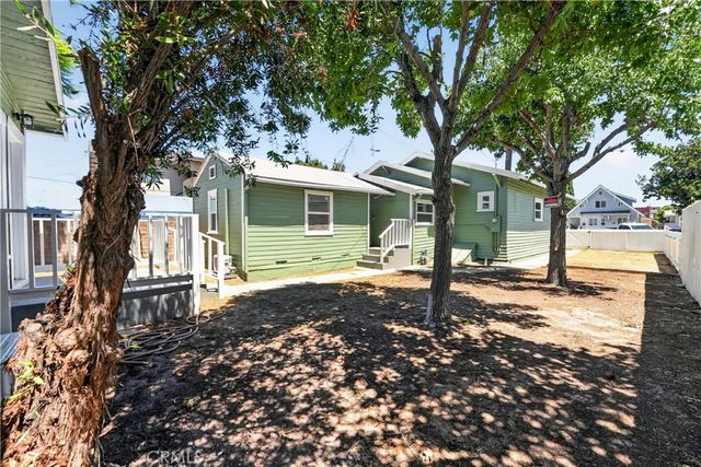 1567 Elm, Long Beach, CA 90813