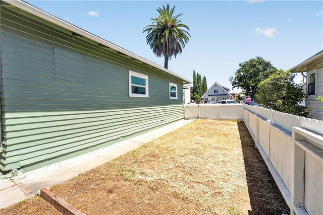 1567 Elm, Long Beach, CA 90813