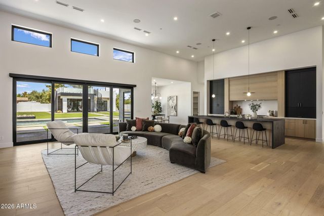 6602 E Cholla Street, Scottsdale, AZ 85254