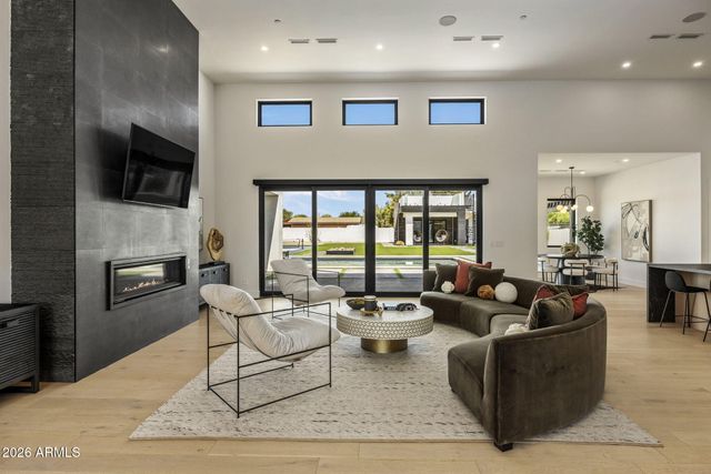 6602 E Cholla Street, Scottsdale, AZ 85254