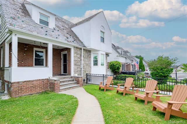 106 Dunwoodie Street, Yonkers, NY 10704