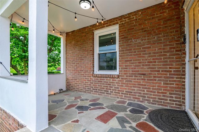 106 Dunwoodie Street, Yonkers, NY 10704
