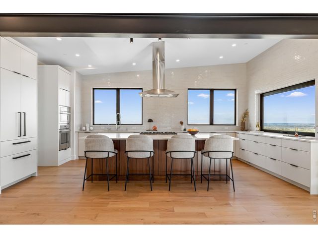 9578 Mountain Ridge Dr, Boulder, CO 80302