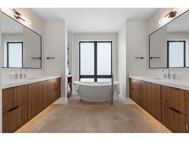 9578 Mountain Ridge Dr, Boulder, CO 80302