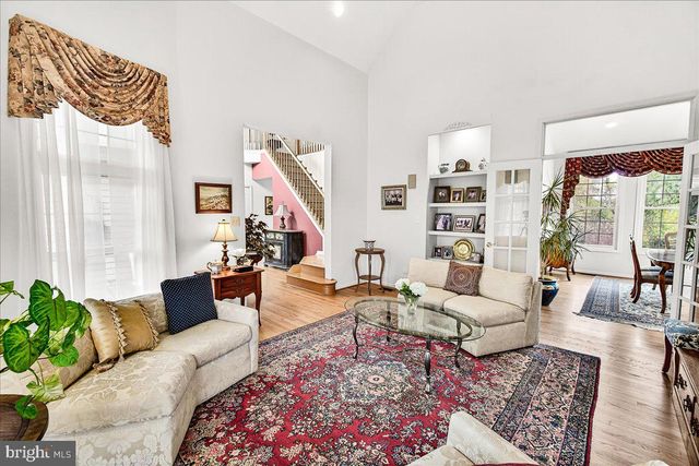 2634 POINT OF ROCKS RD, Knoxville, MD 21758