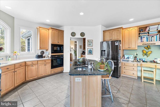 2634 POINT OF ROCKS RD, Knoxville, MD 21758