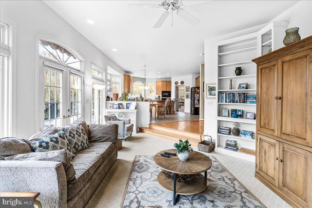 2634 POINT OF ROCKS RD, Knoxville, MD 21758