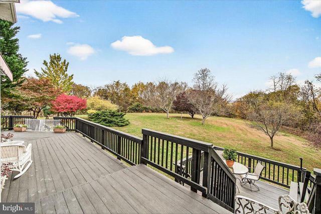 2634 POINT OF ROCKS RD, Knoxville, MD 21758