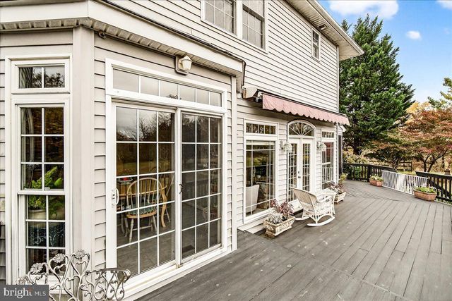 2634 POINT OF ROCKS RD, Knoxville, MD 21758