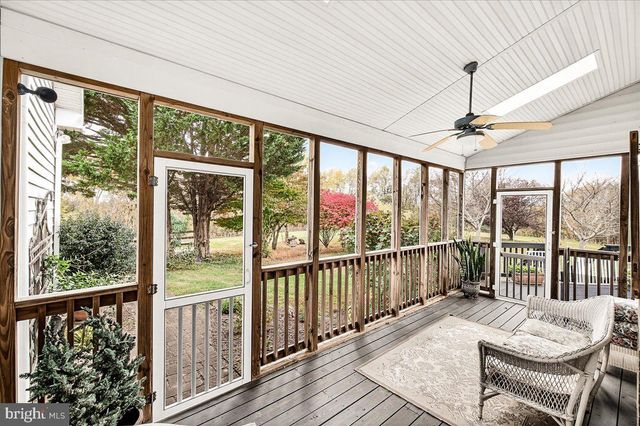 2634 POINT OF ROCKS RD, Knoxville, MD 21758