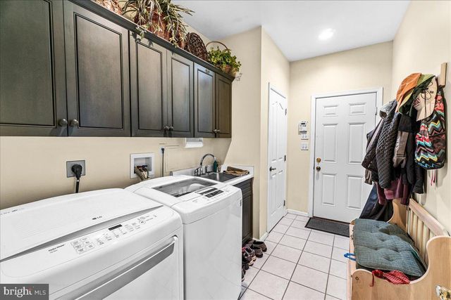 2634 POINT OF ROCKS RD, Knoxville, MD 21758