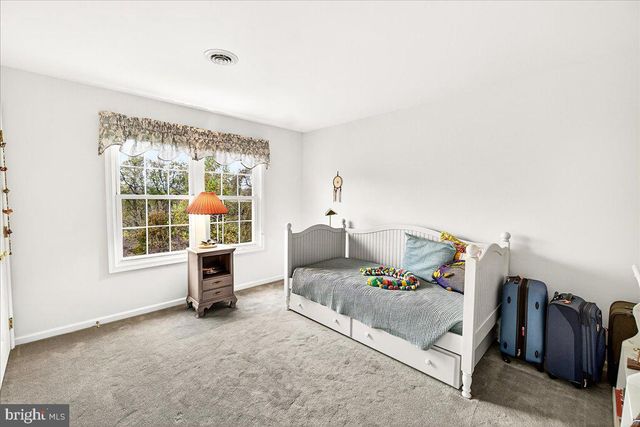 2634 POINT OF ROCKS RD, Knoxville, MD 21758