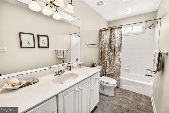 2634 POINT OF ROCKS RD, Knoxville, MD 21758