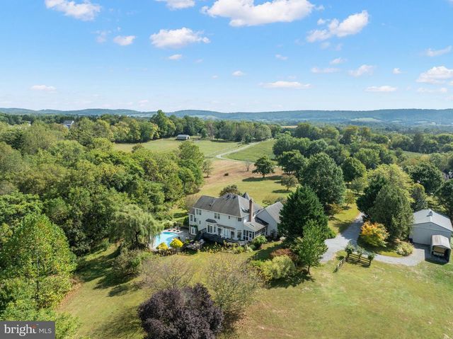 2634 POINT OF ROCKS RD, Knoxville, MD 21758