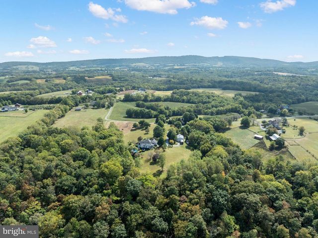 2634 POINT OF ROCKS RD, Knoxville, MD 21758