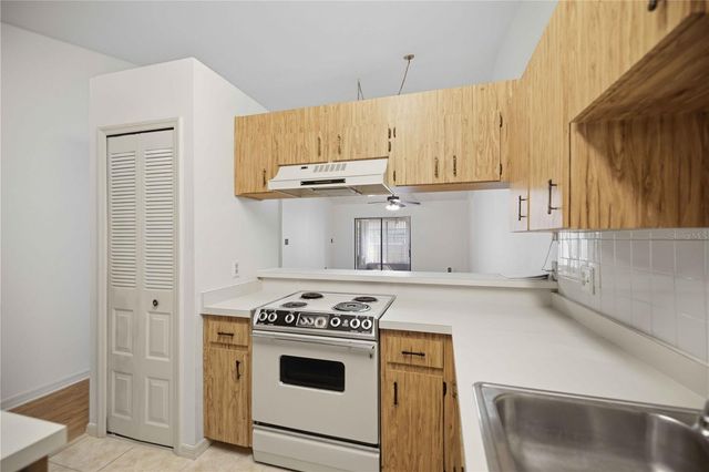 5033 SE 109TH PLACE, Belleview, FL 34420